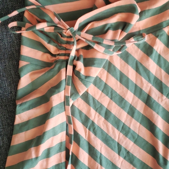 Patagonia hi/low waist skirt sz L - Picture 3 of 4